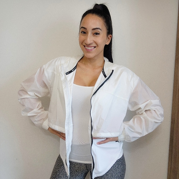 NEW Puma Train Rain Jacket, S, White - Picture 12 of 14